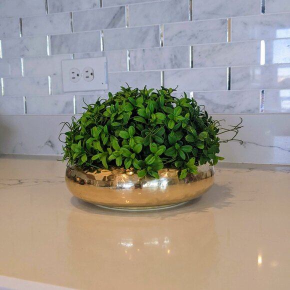 Hammered Solid Brass Floral Planter India 8.5" X 3" - Picture 6 of 7